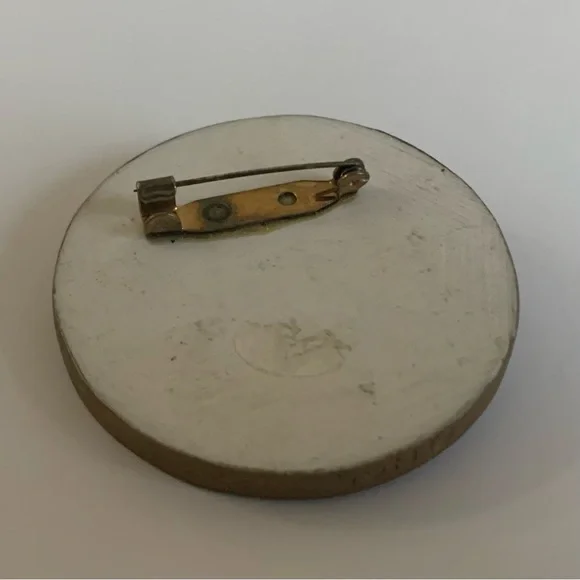 Vintage Round Santa Claus Brooch - Picture 5 of 5